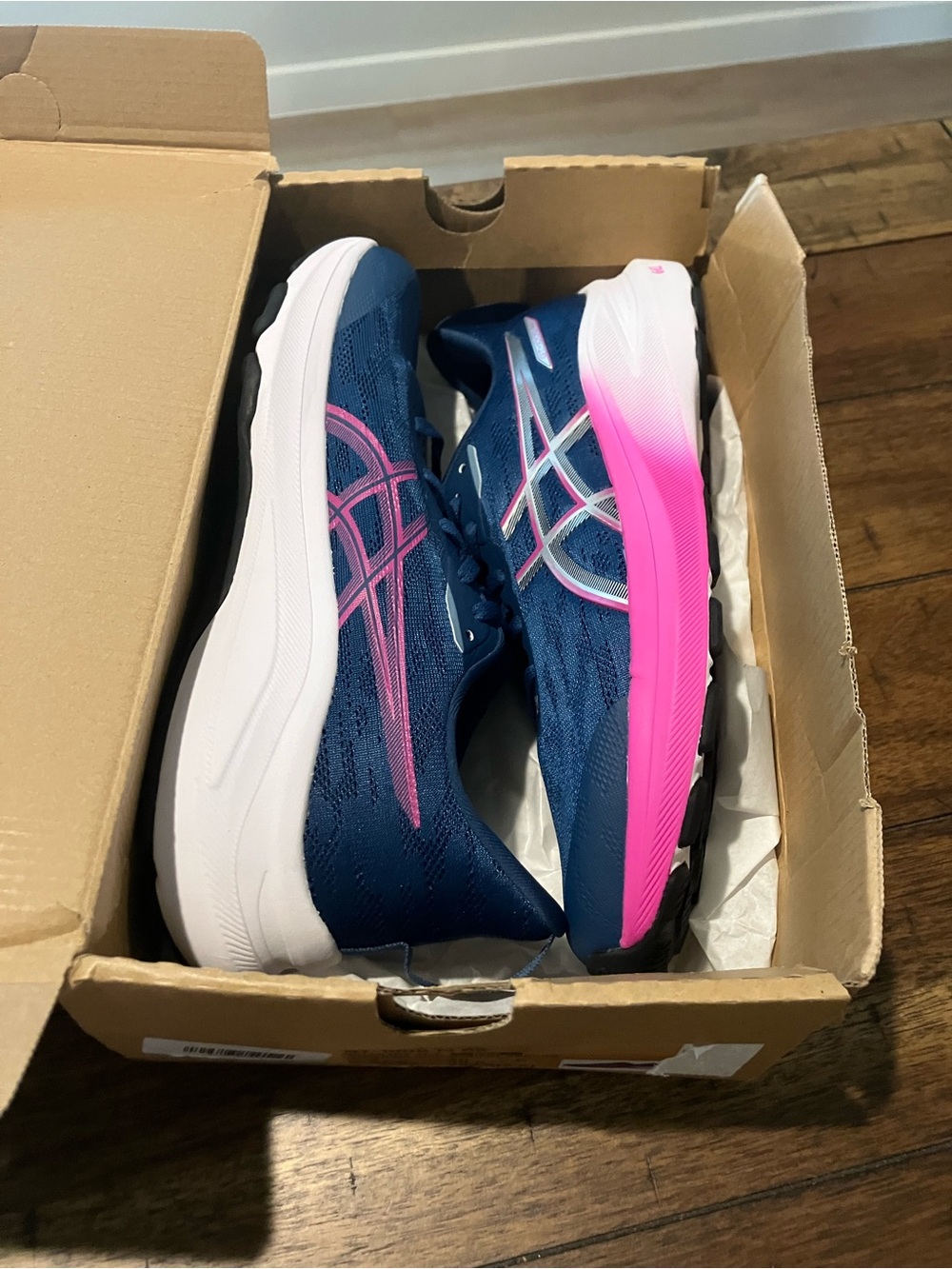 ASICS GT 1000 Women’s running shoes - Blue and Pink Sneakers Sz 7 Youth/ 8.5 w